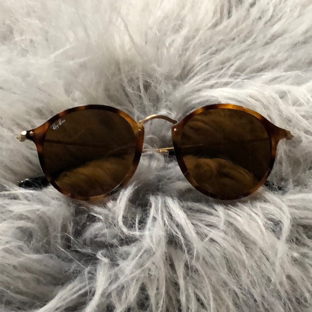 AUTHENTIC Rayban sunnies